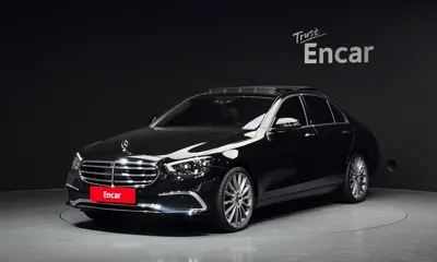 Mercedes-Benz E-Class · 2023 год