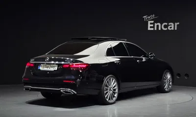 Mercedes-Benz E-Class 2023, 13591 км, за 34413.25 USD