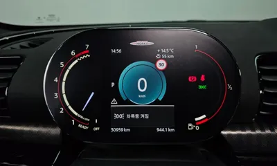 MINI Clubman 2023, 30959 км, за 22004.72 USD - фото 8