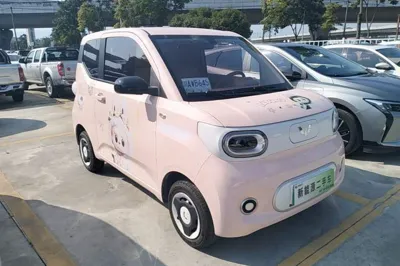 Wuling Hongguang MINIEV 2024, 25700 км, за 6567 USD