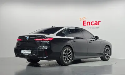 BMW 7-Series 2025, 17546 км, за 77814.5 USD