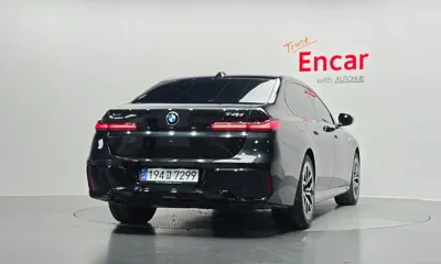 BMW 7-Series 2025, 17546 км, за 77814.5 USD