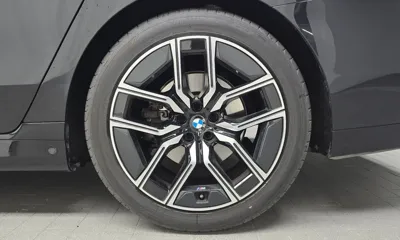 BMW 7-Series 2025, 17546 км, за 77814.5 USD