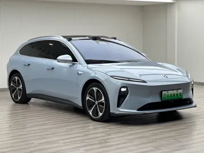 Nio ET5T 2023, 65000 км, за 18657.67 USD