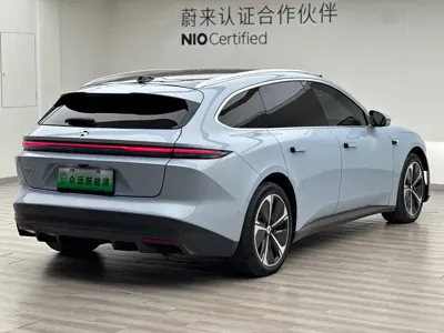 Nio ET5T 2023, 65000 км, за 18657.67 USD