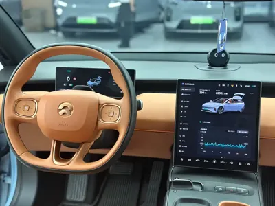 Nio ET5T 2023, 65000 км, за 18657.67 USD - фото 13