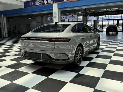 BYD Han 2025, 23000 км, за 19099.1 USD