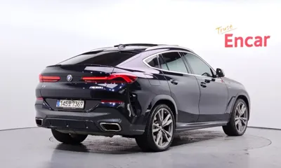 BMW X6 2021, 127760 км, за 40297.32 USD