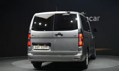 Hyundai Starex 2019, 80127 км, за 10371.54 USD