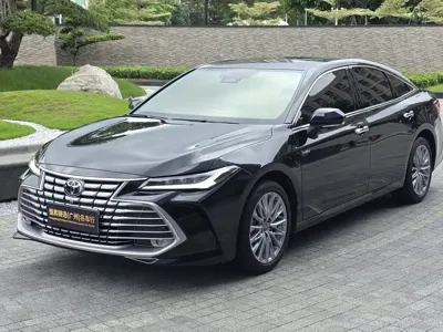 Toyota Avalon · 2024 год