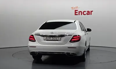 Mercedes-Benz E-Class 2017, 140155 км, за 11636.22 USD - фото 4