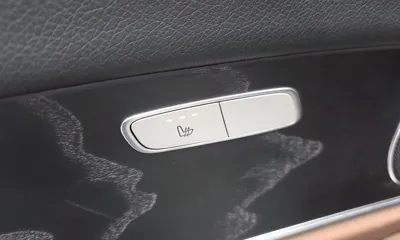 Mercedes-Benz E-Class 2017, 140155 км, за 11636.22 USD - фото 16