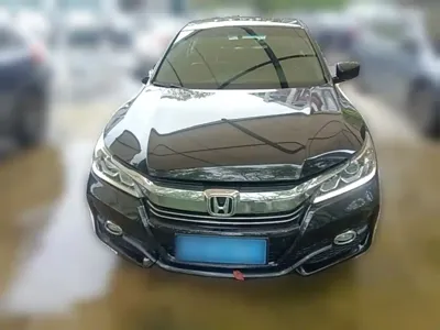 Honda Accord 2018, 154400 км, за 7198.67 USD