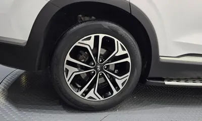 Hyundai Santafe 2019, 72686 км, за 14542.58 USD