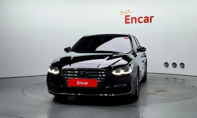 Hyundai Grandeur 2018, 127601 км, за 8210.72 USD