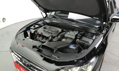 Hyundai Grandeur 2018, 127601 км, за 8210.72 USD - фото 6