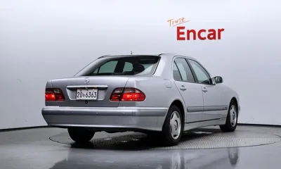 Mercedes-Benz E-Class 2001, 113442 км, за 2560.06 USD