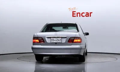 Mercedes-Benz E-Class 2001, 113442 км, за 2560.06 USD