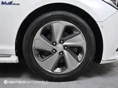 Hyundai Sonata 2017, 194696 км, за 6110.64 USD - фото 5