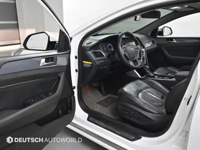 Hyundai Sonata 2017, 194696 км, за 6110.64 USD - фото 11