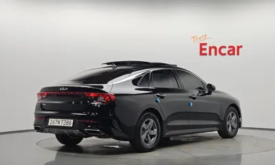 Kia K5 2022, 43752 км, за 11311.18 USD - фото 2