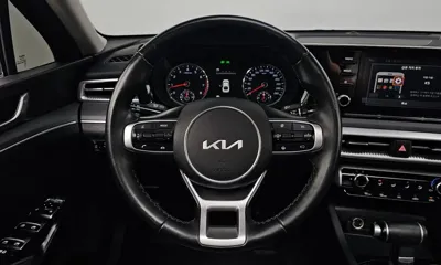 Kia K5 2022, 43752 км, за 11311.18 USD - фото 12