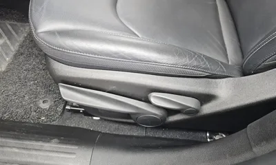 Jeep Renegade 2021, 60911 км, за 10240.25 USD - фото 31