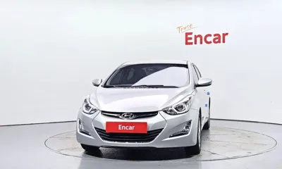 Hyundai Avante 2014, 48824 км, за 4096.46 USD