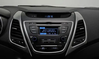 Hyundai Avante 2014, 48824 км, за 4096.46 USD - фото 18