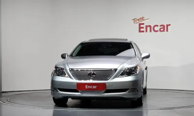 Lexus LS 2009, 109808 км, за 4030.42 USD