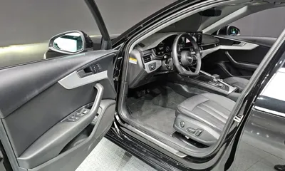 Audi A4 2023, 121259 км, за 14172.17 USD - фото 10