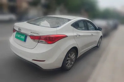 Hyundai Elantra (5th Generation 2015, 39300 км, за 4670 USD