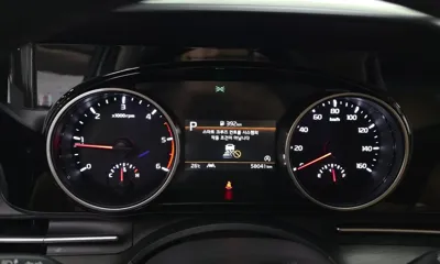 Kia Canival 2023, 58041 км, за 17323.09 USD - фото 8