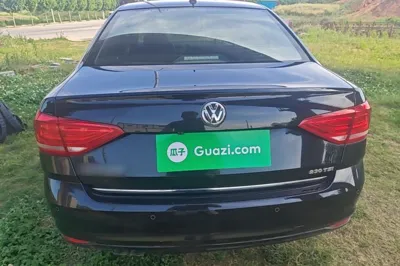 Volkswagen Lavida 2017, 100500 км, за 8131 USD