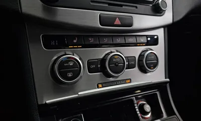 Volkswagen CC 2015, 90677 км, за 4923.2 USD - фото 16