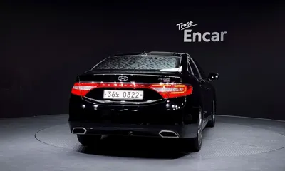 Hyundai Grandeur 2016, 243467 км, за 2693.12 USD