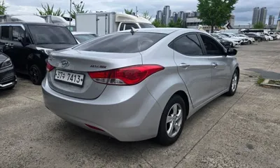 Hyundai Avante 2012, 117842 км, за 2309.4 USD