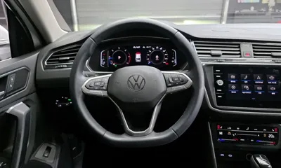 Volkswagen Tiguan 2021, 36381 км, за 19403.96 USD - фото 13