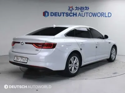 Renault-KoreaSamsung SM6 2017, 103460 км, за 2847.68 USD