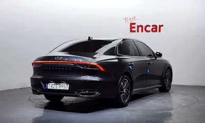 Hyundai Grandeur 2020, 112730 км, за 11717.21 USD