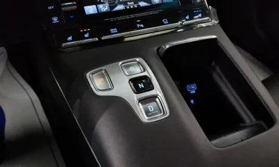 Hyundai Grandeur 2020, 112730 км, за 11623.36 USD - фото 9
