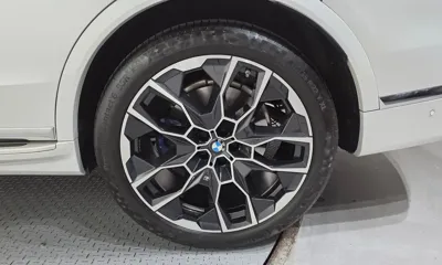 BMW X7 2024, 23948 км, за 72677.61 USD - фото 21