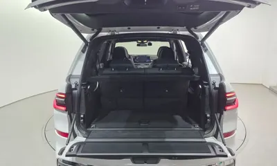 BMW X7 2024, 23948 км, за 72677.61 USD - фото 30