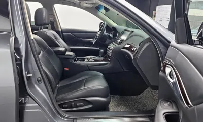 Infiniti Q70 2017, 94240 км, за 7126.9 USD - фото 10