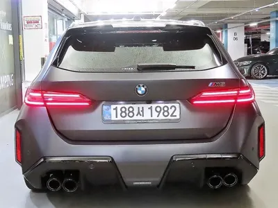 BMW M5 2026, 833 км, за 147408.88 USD