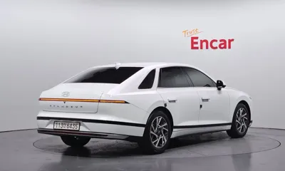 Hyundai Grandeur 2023, 61985 км, за 20746.61 USD