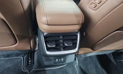 Hyundai Grandeur 2023, 61985 км, за 20746.61 USD - фото 20