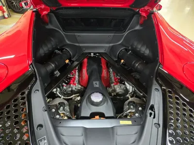 Ferrari SF90 2021, 2100 км, за 312007.23 USD