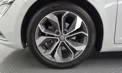 Renault-KoreaSamsung SM6 2019, 105566 км, за 6557.7 USD
