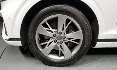 Genesis GV70 2023, 56508 км, за 26372.33 USD